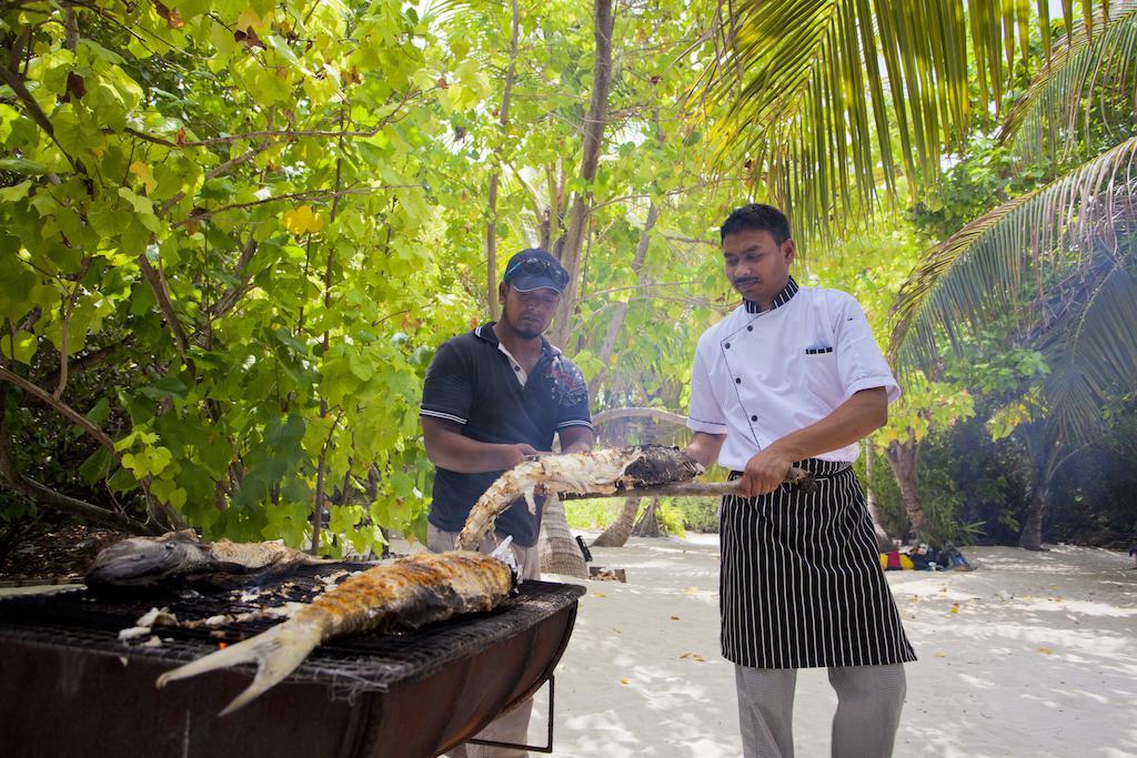 Kaani Village & Spa Maafushi Ngoại thất bức ảnh