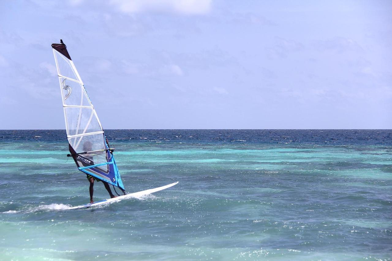 Kaani Village & Spa Maafushi Ngoại thất bức ảnh